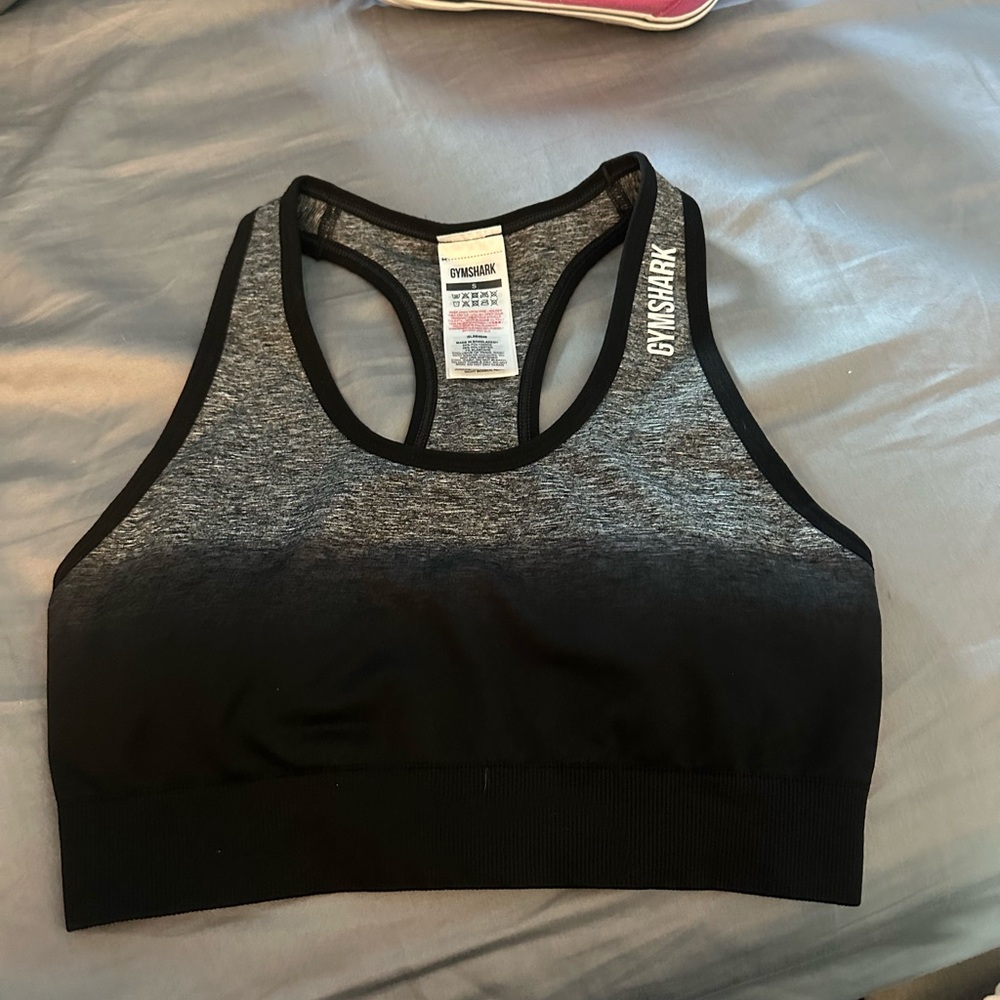 Gymshark Women's Black and Gray Sports Bra